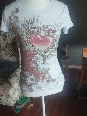 White Short Sleeve Women's Tee with Pink Heart & Rose Graphic
